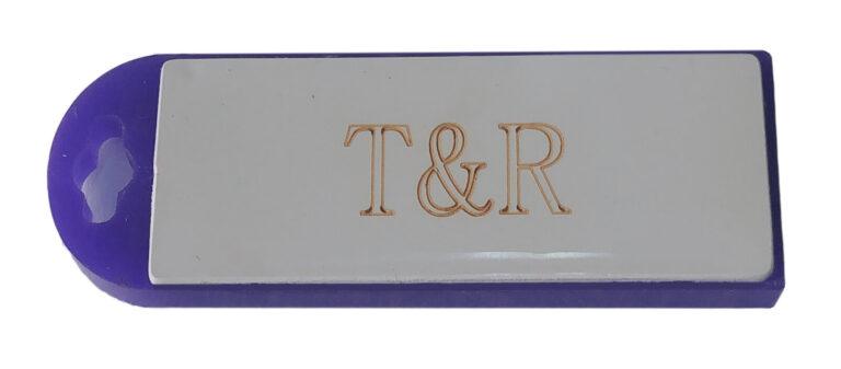 HF RFID Anti-Metal Tag - Vertical Read - TagReader RFID product